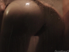 Sensational Sight: Chloe Cherry and Serene Siren Licking in the Shower - XXX MILF Delight!
